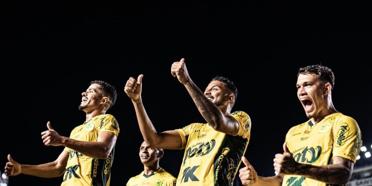 Mirassol goleia e se aproxima da libertadores; santos empata fora