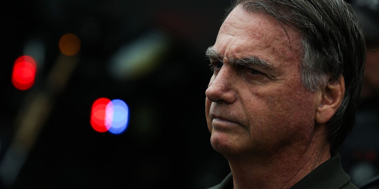 STF forma maioria para manter ex-presidente Bolsonaro em prisão militar