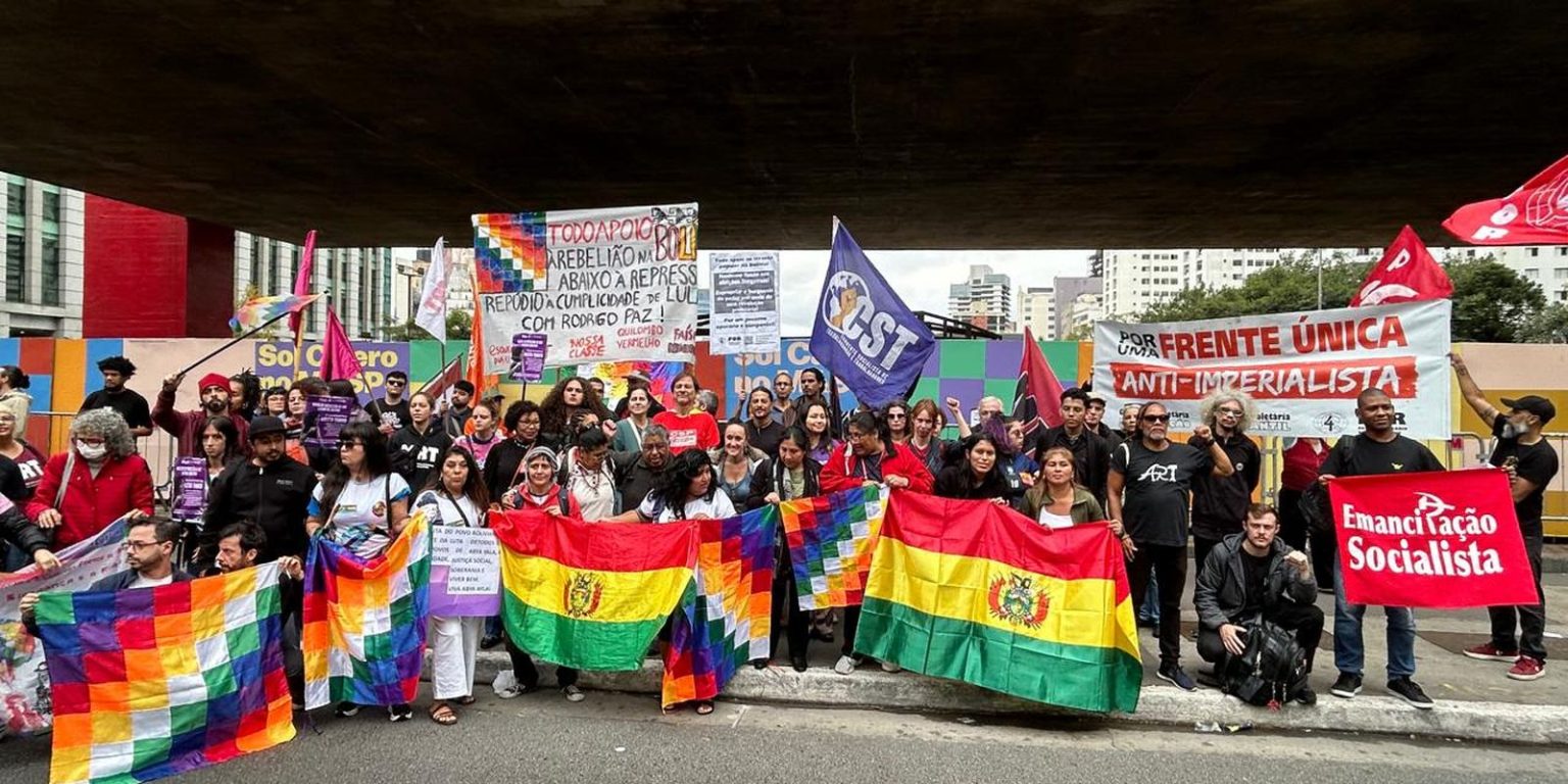 Ato em São Paulo apoia manifestações contra governo boliviano