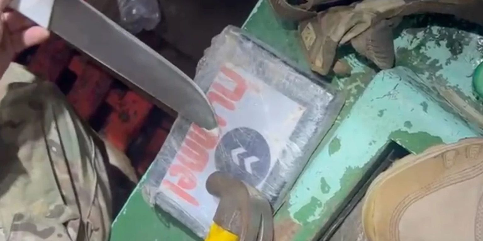Polícia Federal e Marinha apreendem drogas em navio na costa do Suriname