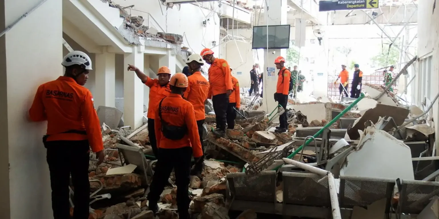 Indonésia: buscas por vítimas de terremoto persistem no Dia da Independência