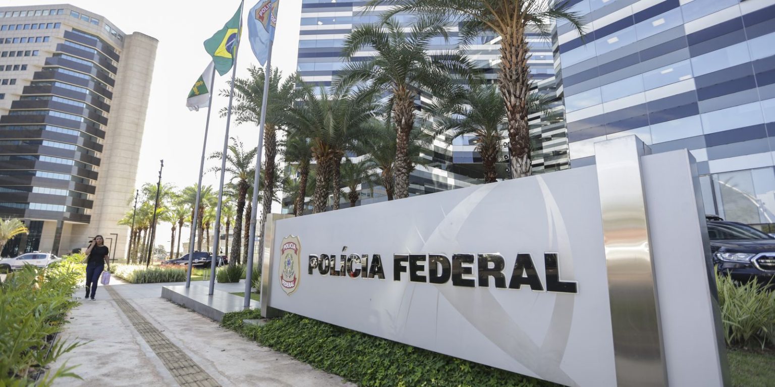 PF pede extensão de inquérito sobre filme “Dark Horse” de Bolsonaro